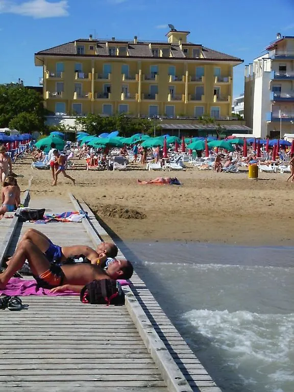 Hotel Continental Lido di Jesolo 3*,