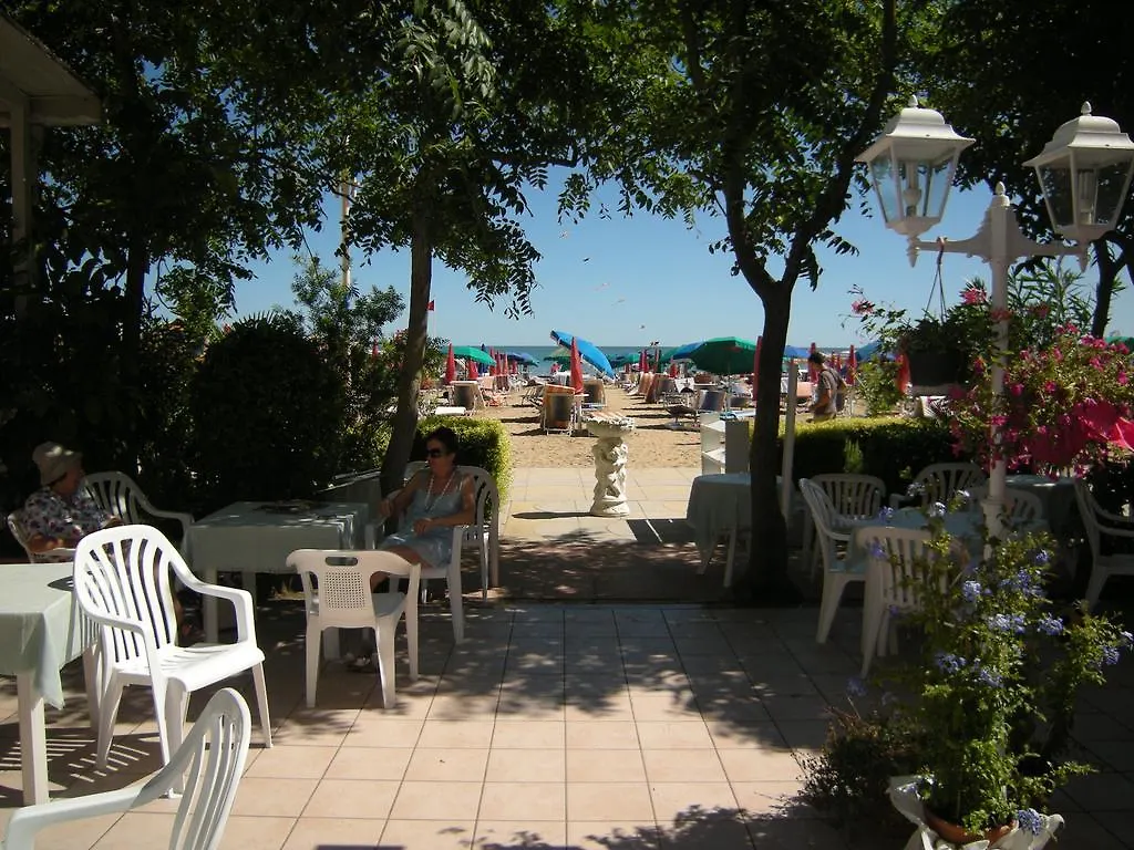 ***  Hotel Continental Lido di Jesolo Itália